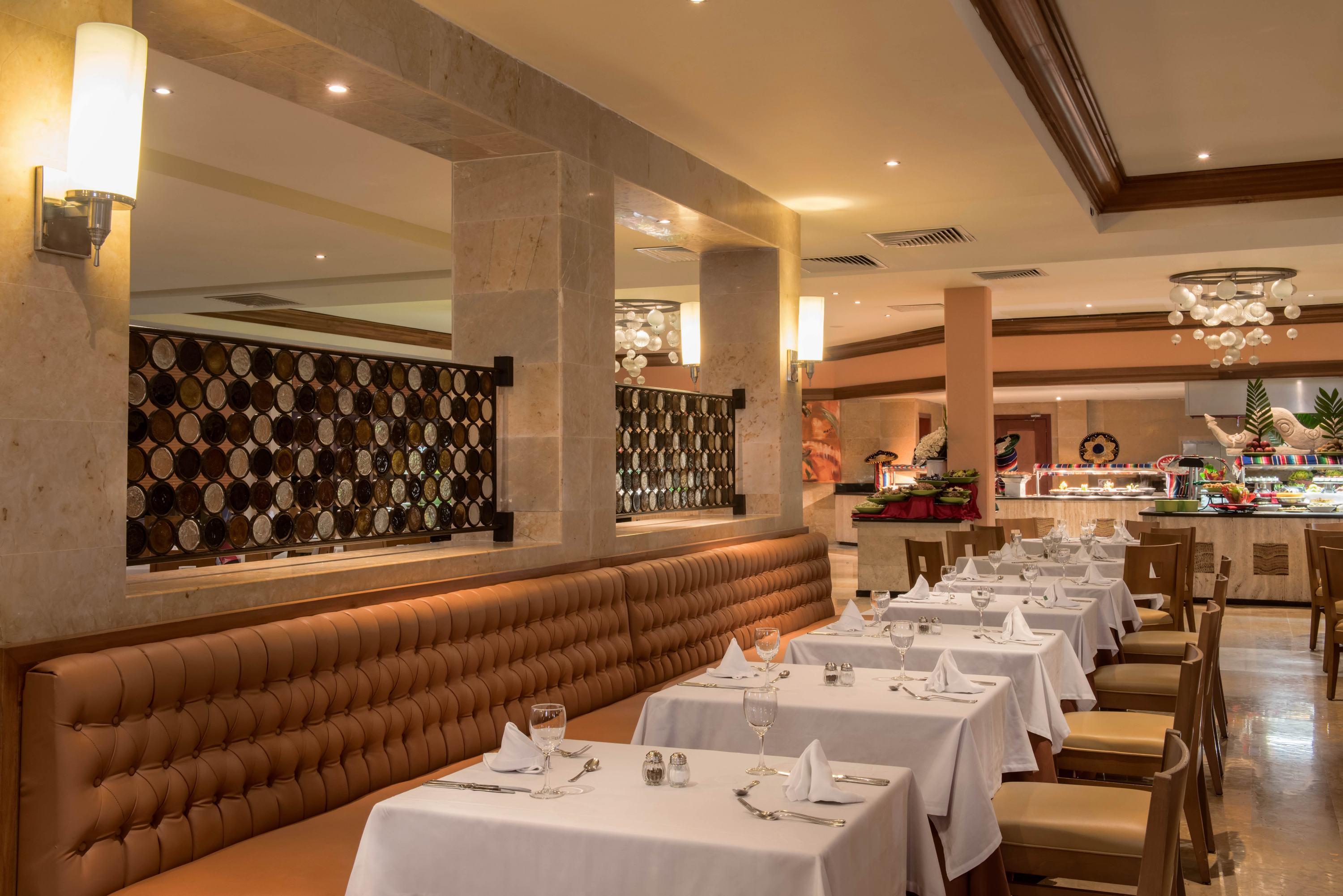 グランド リビエラ プリンセス オール インクルーシブ プレヤデルカーメン エクステリア 写真 The restaurant